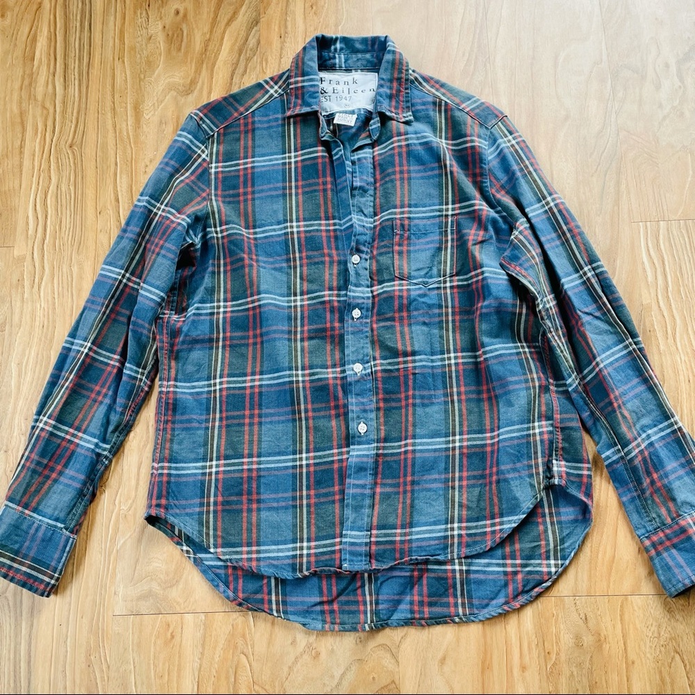 Frank & Eileen Flannel Button Up Shirt